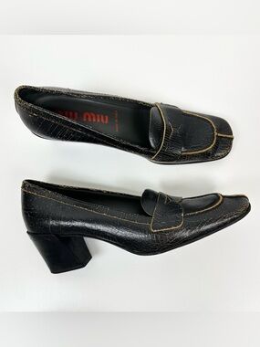 Vintage Miu Miu Distressed Cracked Leather Heeled Loafers